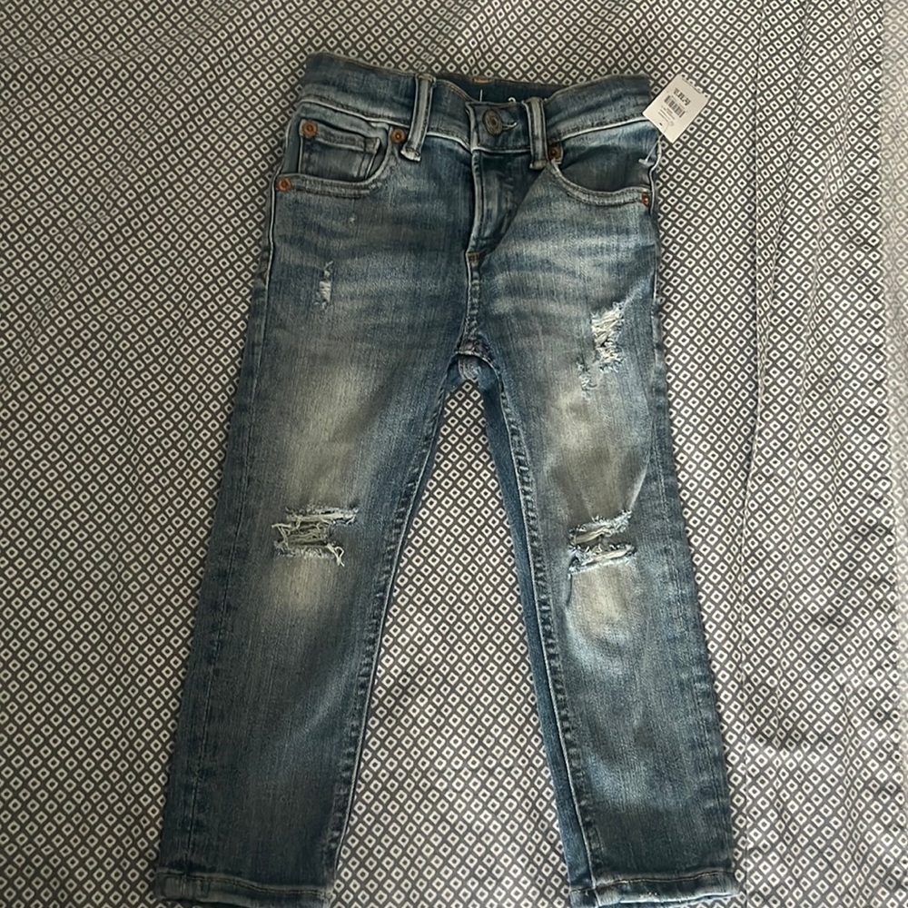Gap denim jeans distressed design